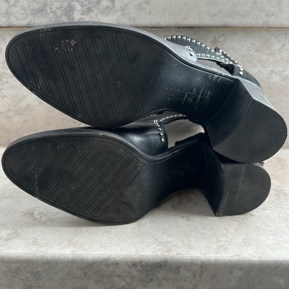 Zara Fall Booties with Cut out detailing - Picture 7 of 10